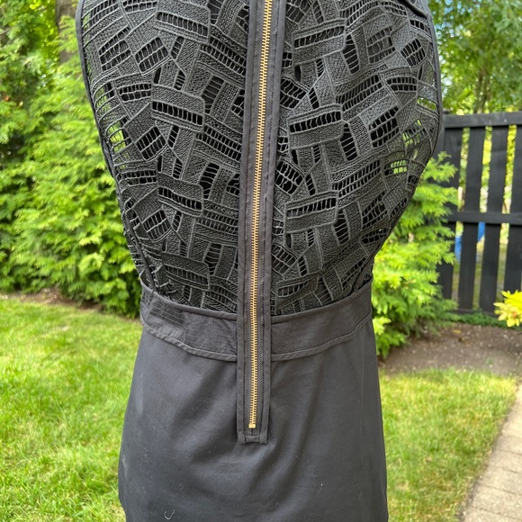 Veronica Beard Black Lace top size 6 - Picture 4 of 10